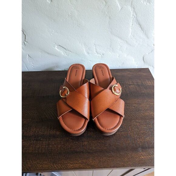 Time And Tru Platform Memory Foam Crossband Clog Sandals - Size 11 - Picture 3 of 9